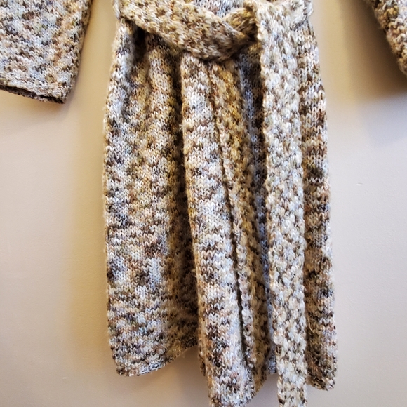 Alexandra Bartlett petit large cardigan sweater with self belt with collar - Picture 7 of 15